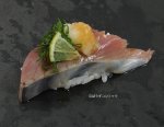 カツオの皮つき握り