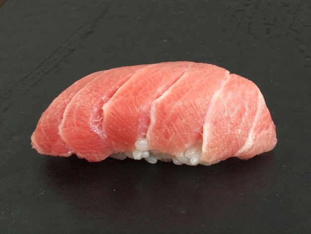 1414貫目]ミナミマグロの大トロ握り | WEB寿司図鑑