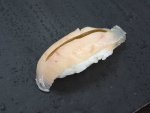 マトウダイの昆布締め握り